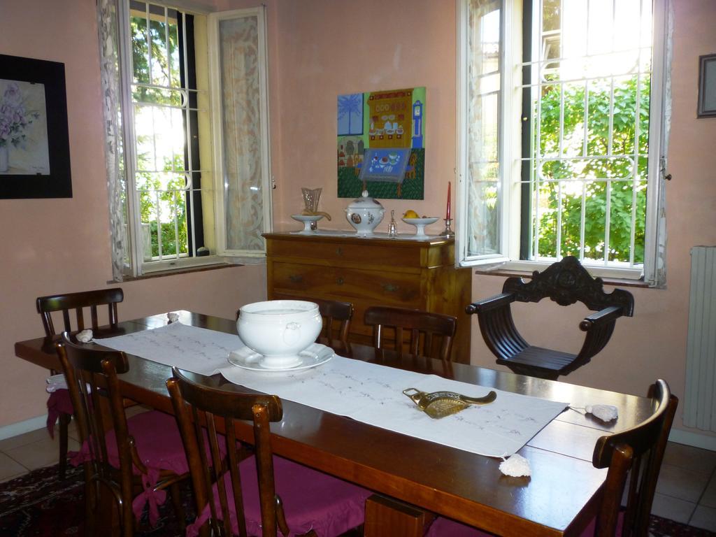 B&B Villa Dei Pini Domegliara Bagian luar foto
